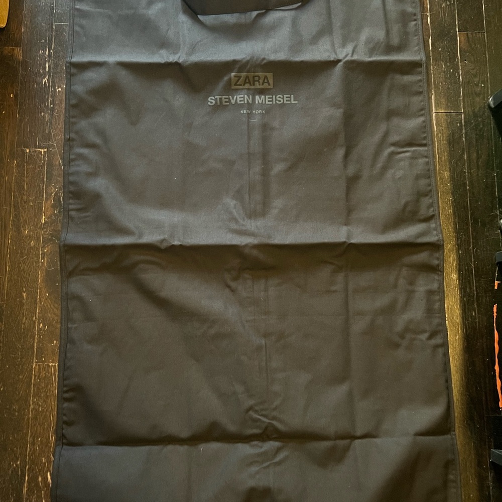 Zara Steven Meisel Cloth Garment bag - Picture 4 of 4